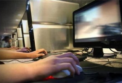 韩国午夜视频,潮流文化下的夜生活风情